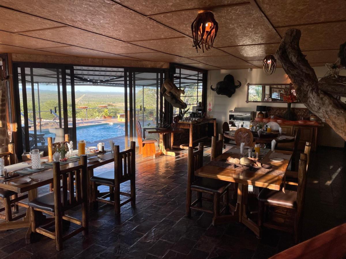 Aloegrove Safari Lodge Otjiwarongo Exteriér fotografie