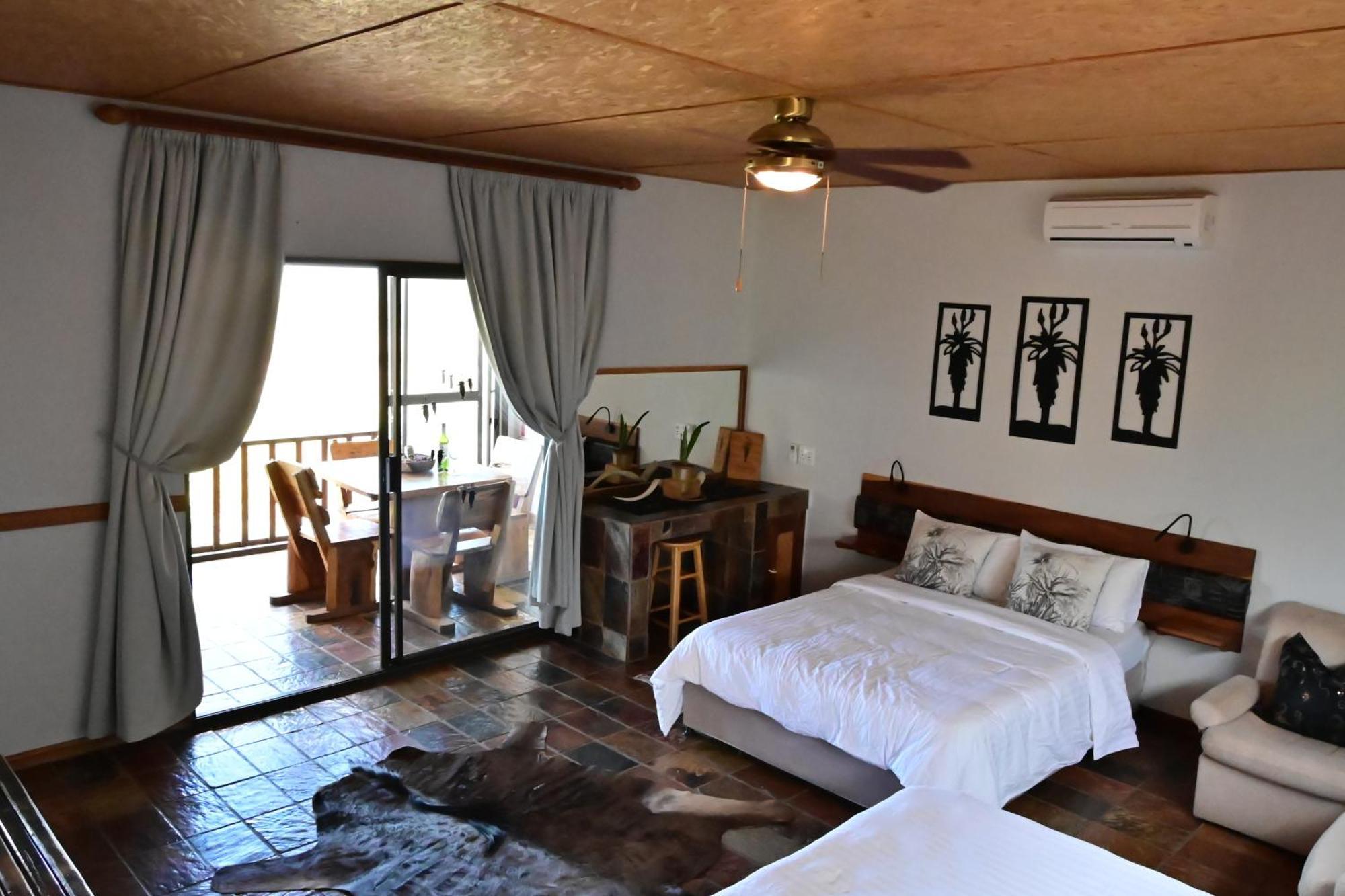 Aloegrove Safari Lodge Otjiwarongo Exteriér fotografie